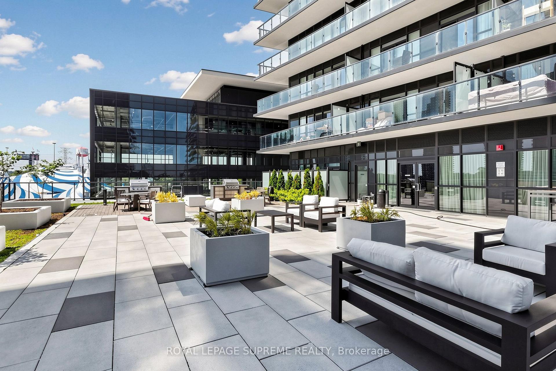 38 Annie Craig Drive 2708, Toronto Unit: 2708