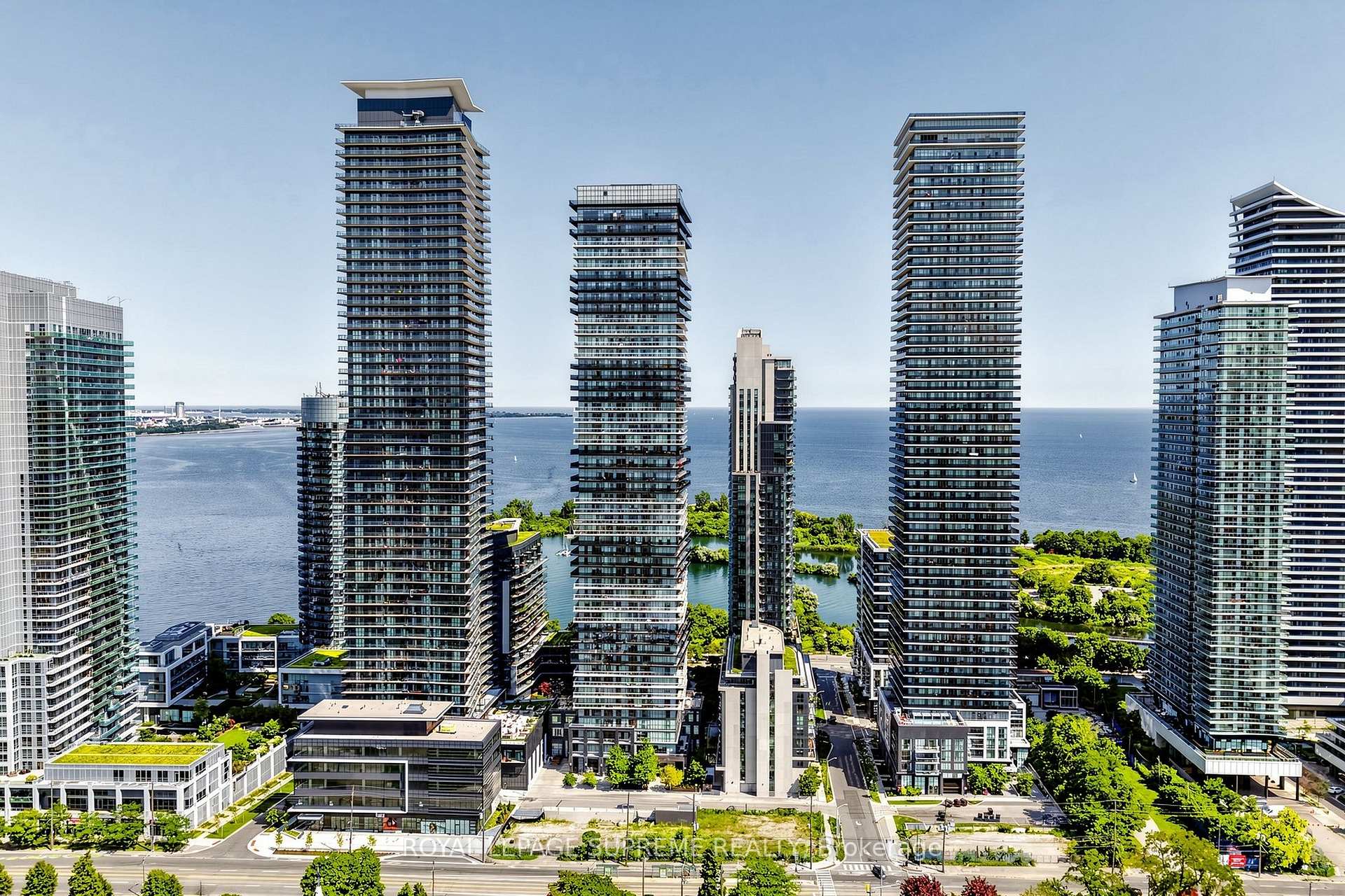 38 Annie Craig Drive 2708, Toronto Unit: 2708