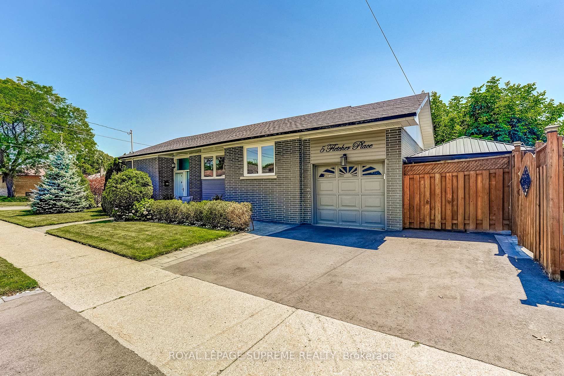 5 Fletcher Place, Toronto