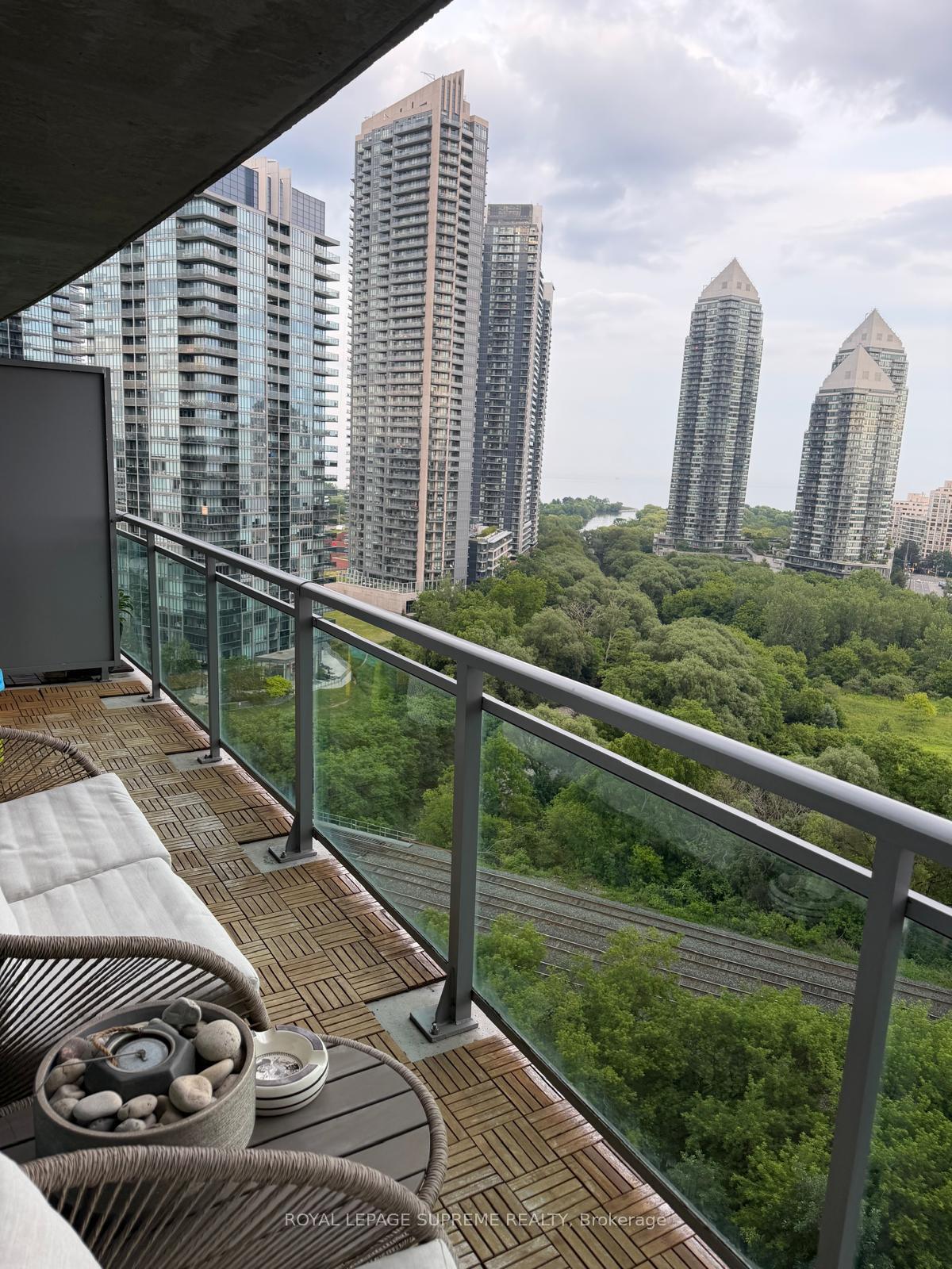 165 Legion Road 1429, Toronto Unit: 1429