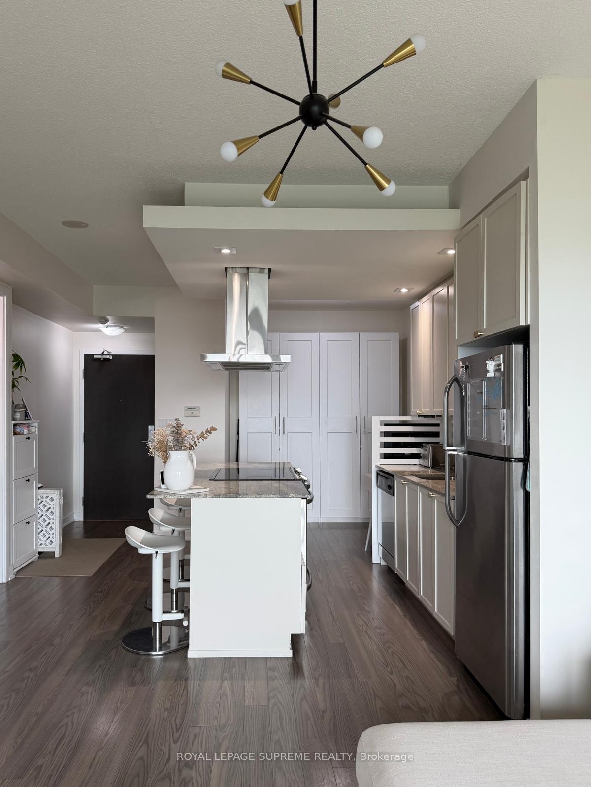 165 Legion Road 1429, Toronto Unit: 1429