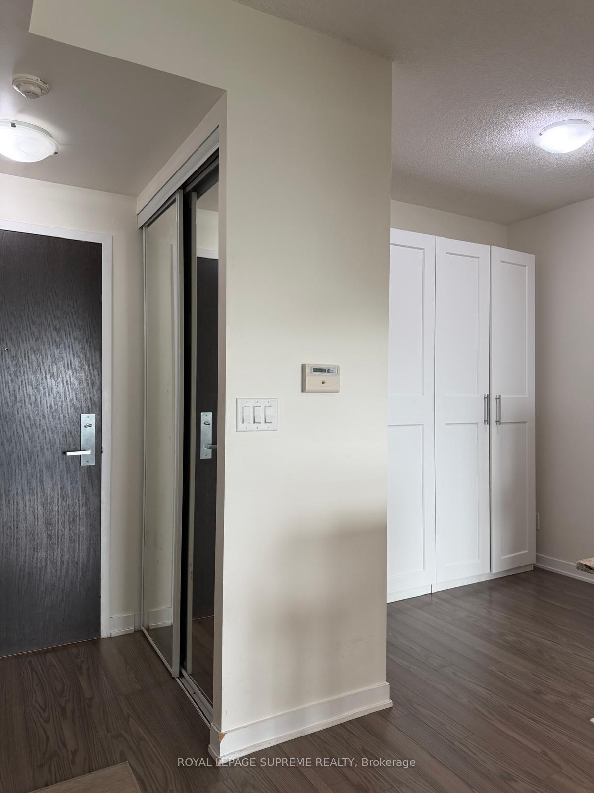 165 Legion Road 1429, Toronto Unit: 1429