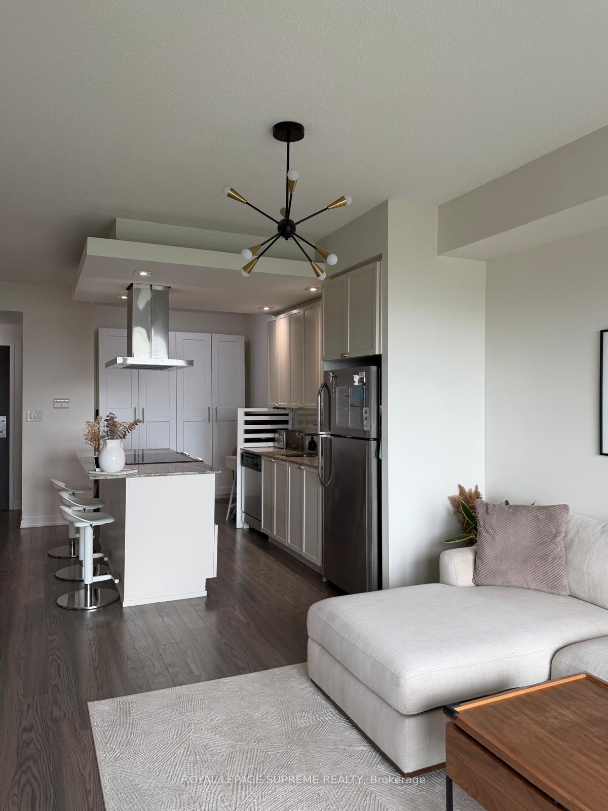 165 Legion Road 1429, Toronto Unit: 1429