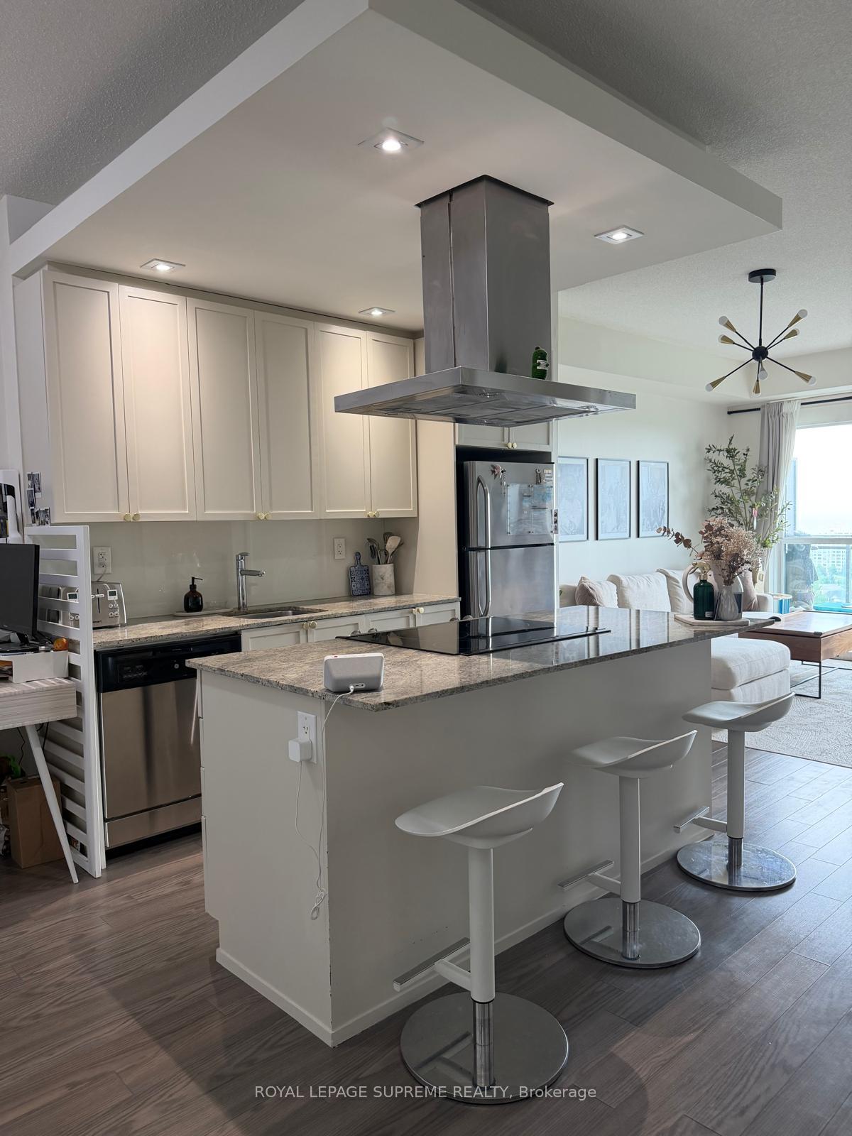 165 Legion Road 1429, Toronto Unit: 1429