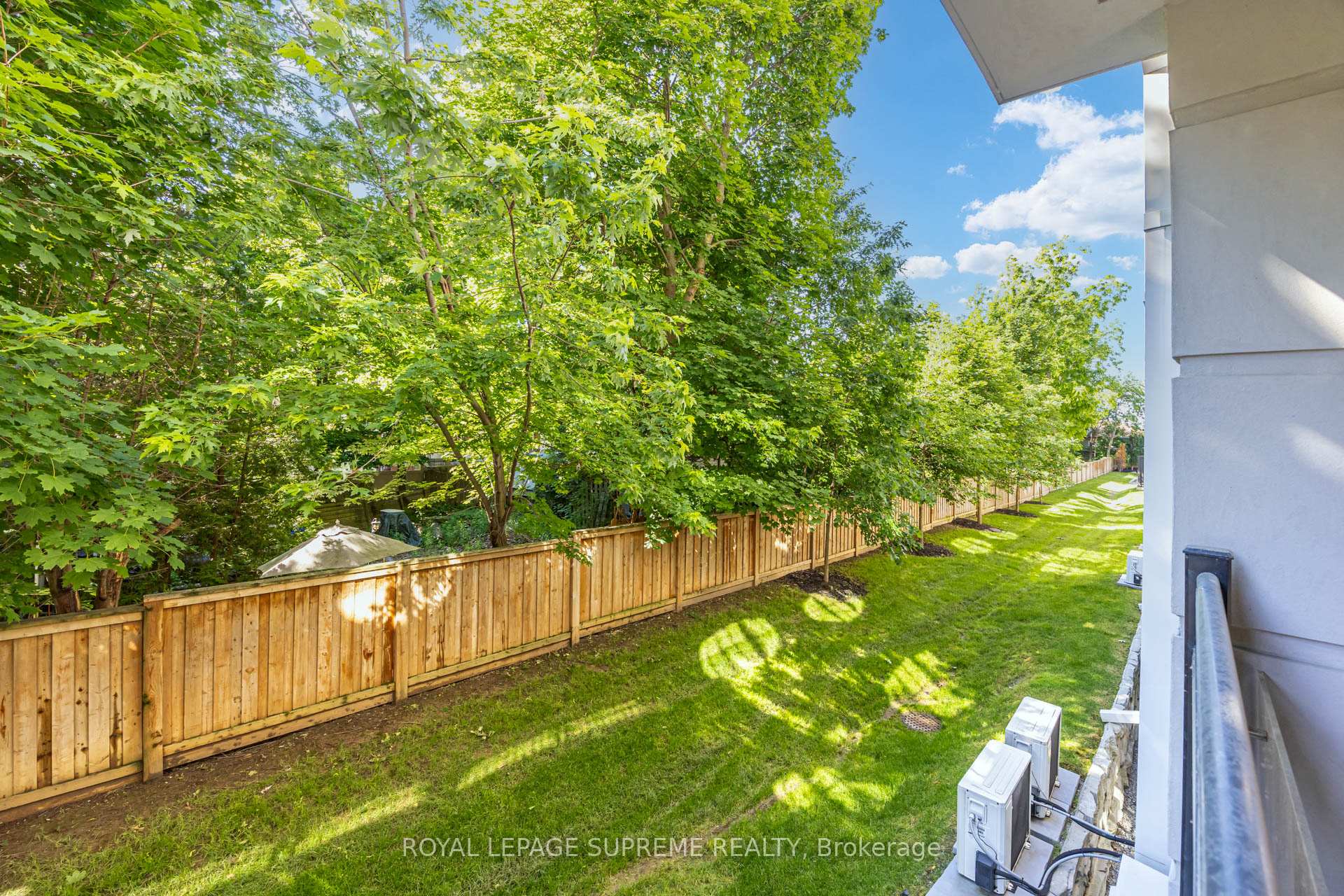 652 Cricklewood Drive 207