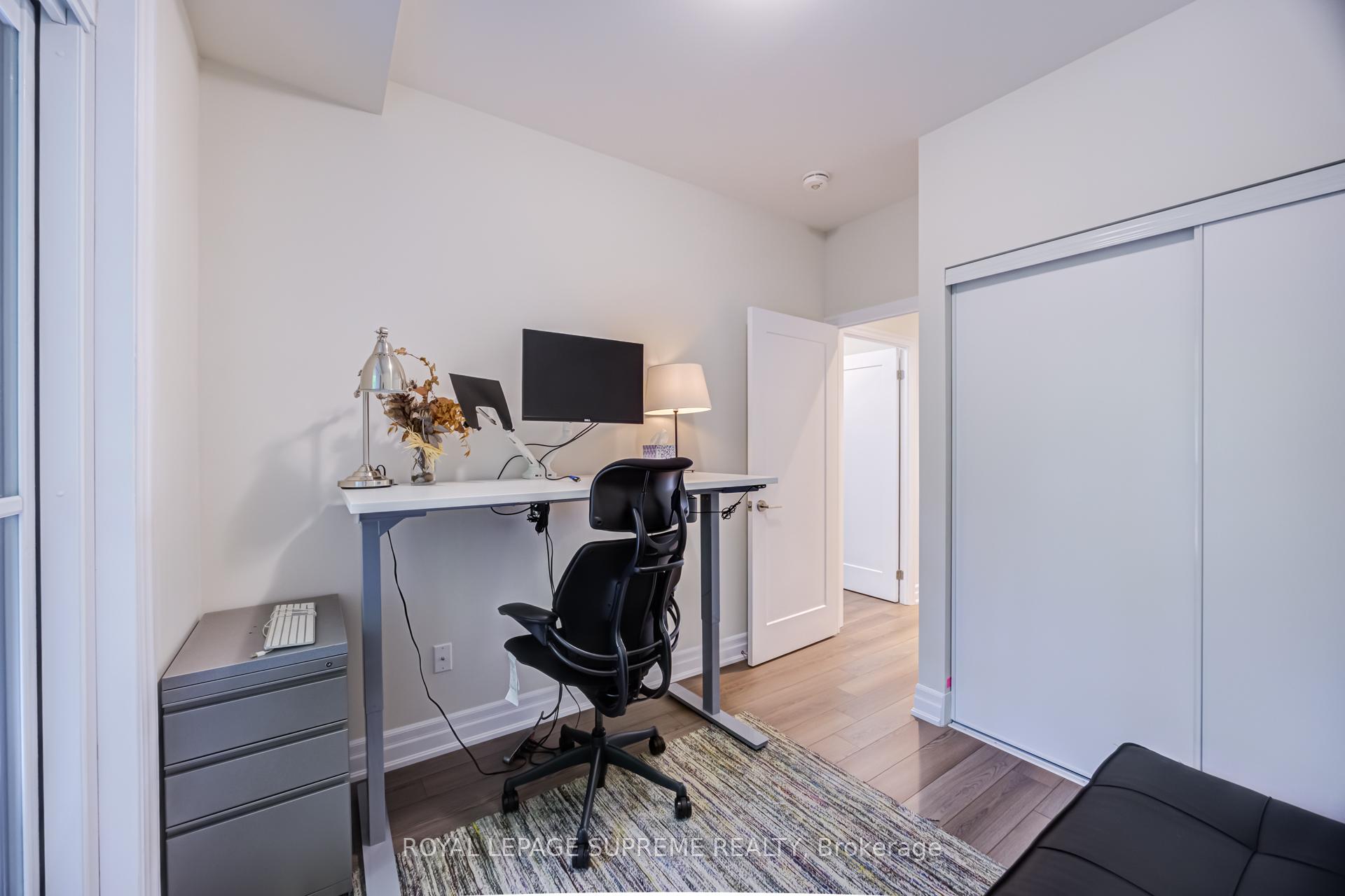 652 Cricklewood Drive 207