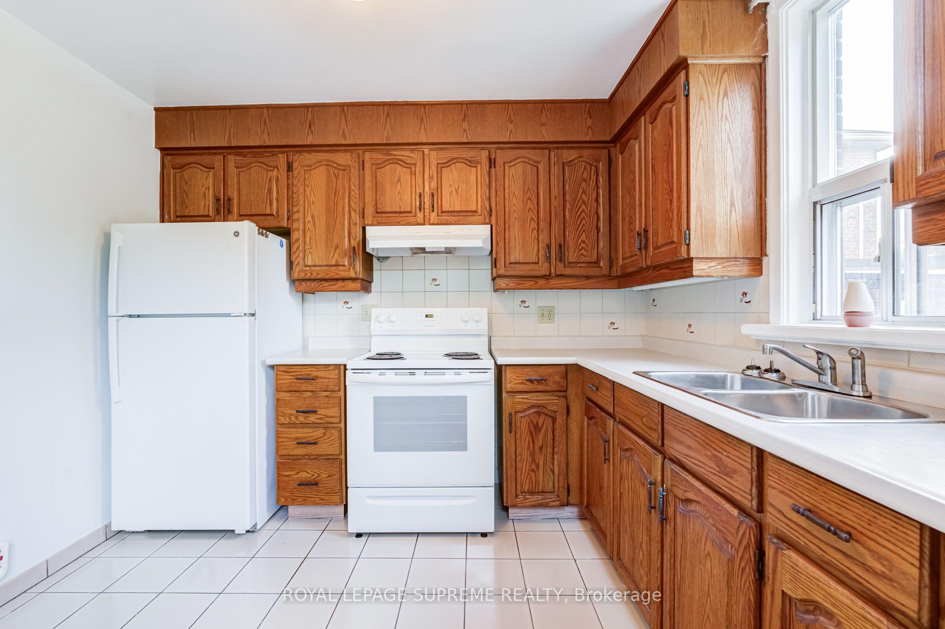 143 Connolly Street 2, Toronto Unit: 2