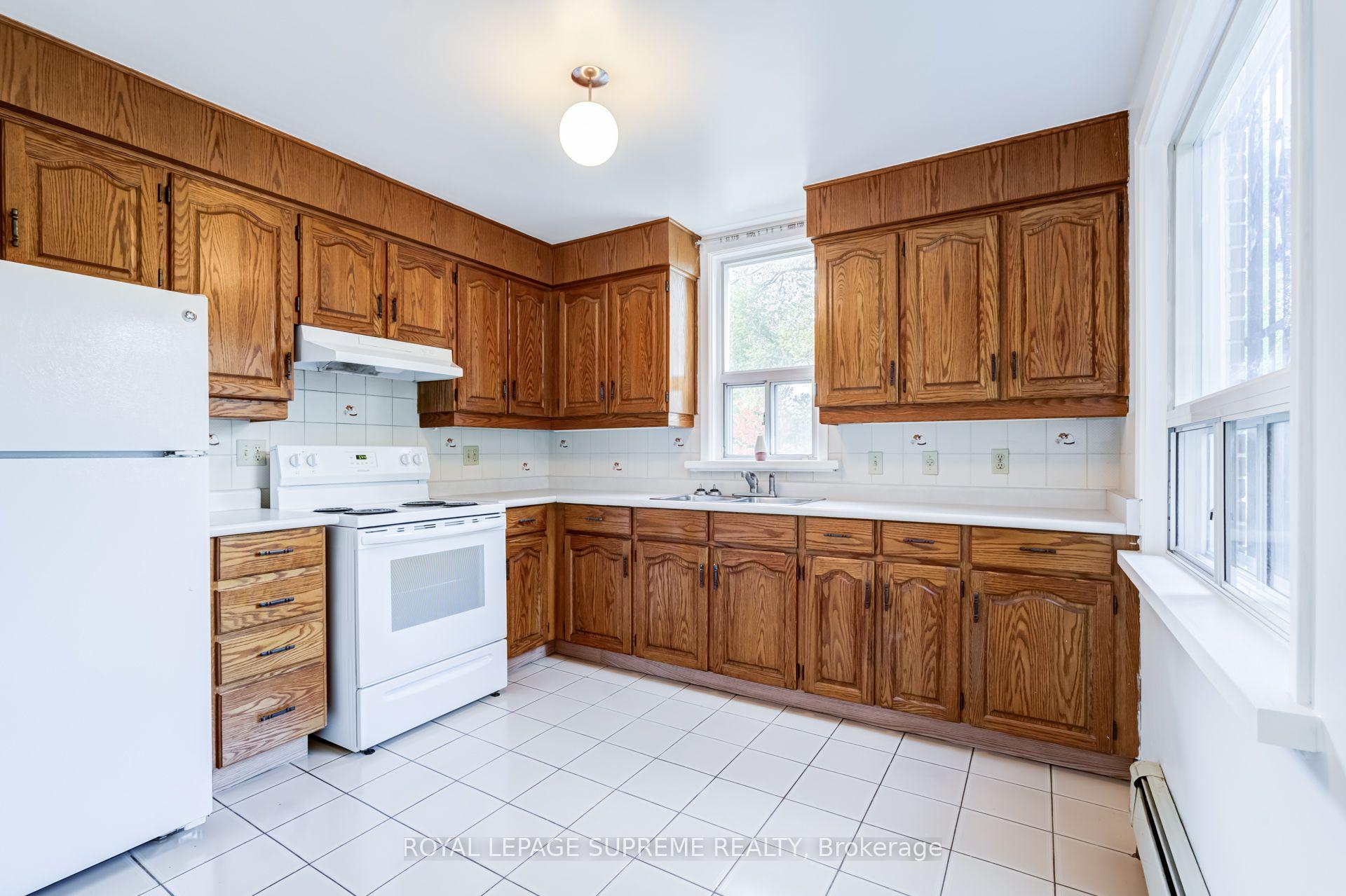 143 Connolly Street 2, Toronto Unit: 2
