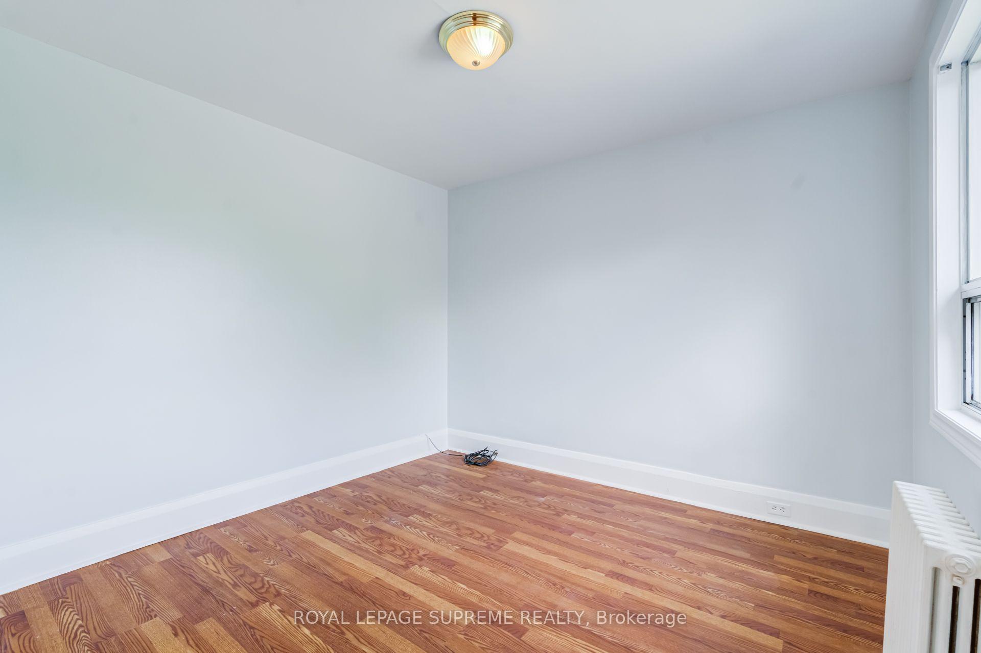 143 Connolly Street 2, Toronto Unit: 2