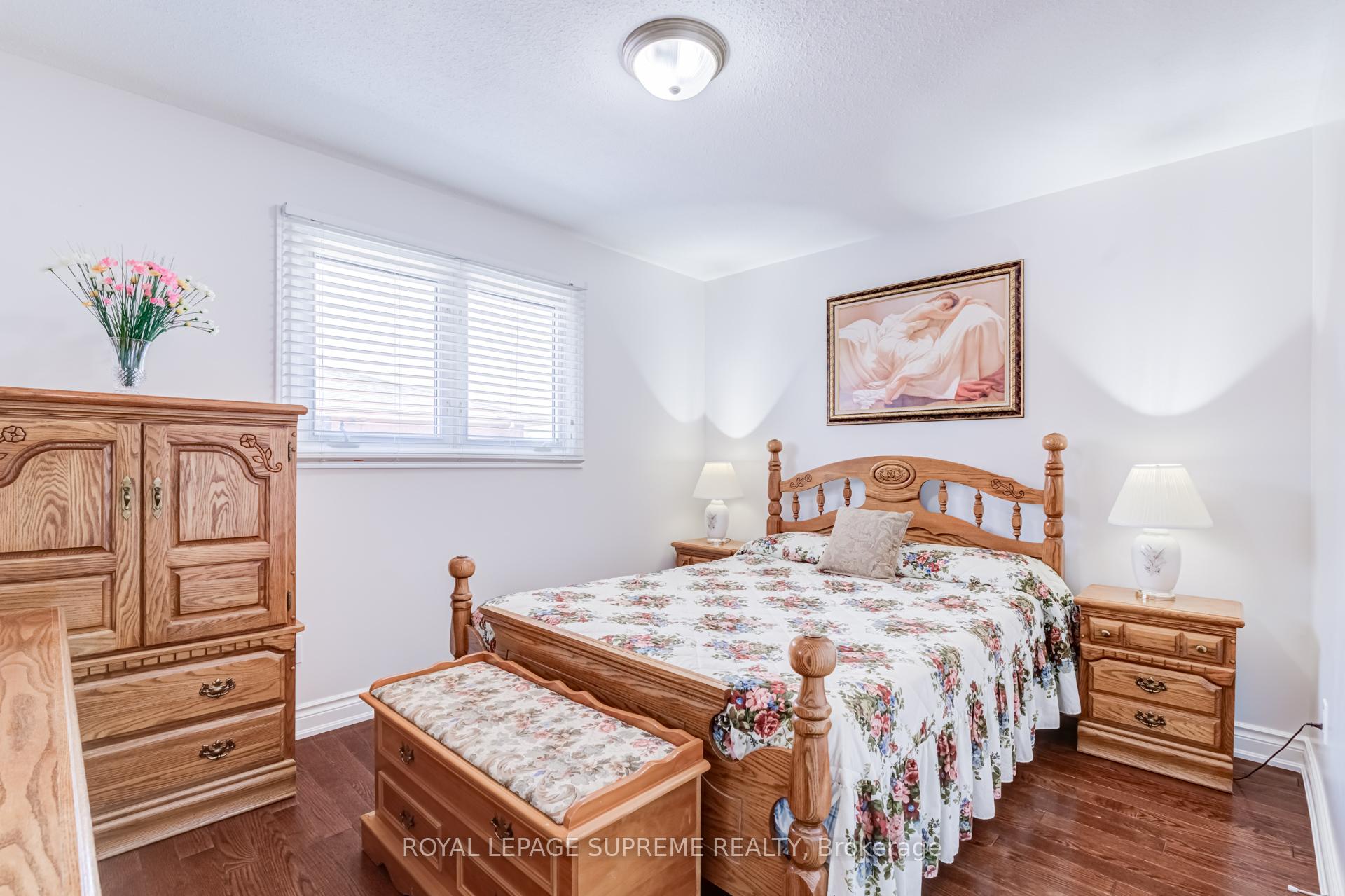 2 Dogleg Court, Toronto