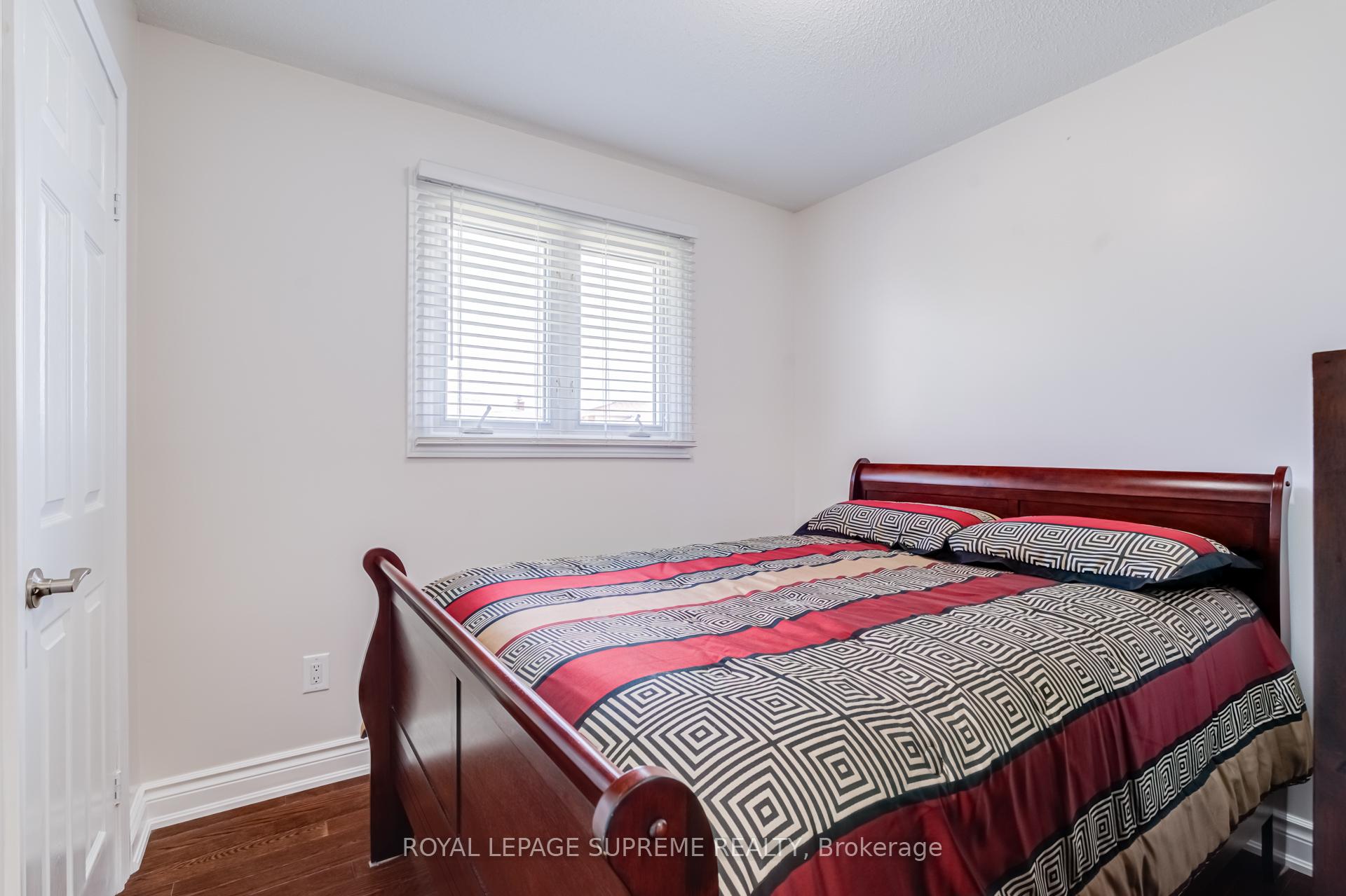 2 Dogleg Court, Toronto