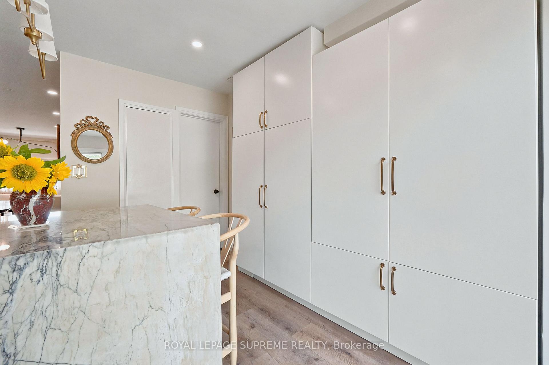 395 McRoberts Avenue, Toronto