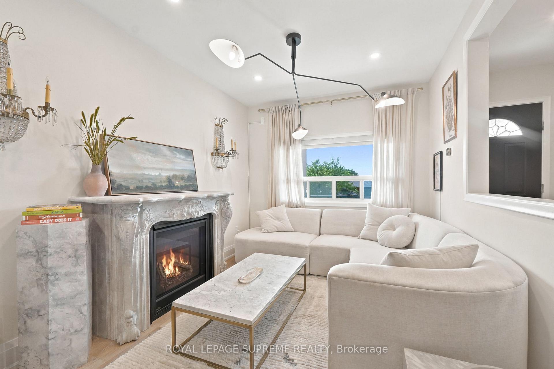 395 McRoberts Avenue, Toronto