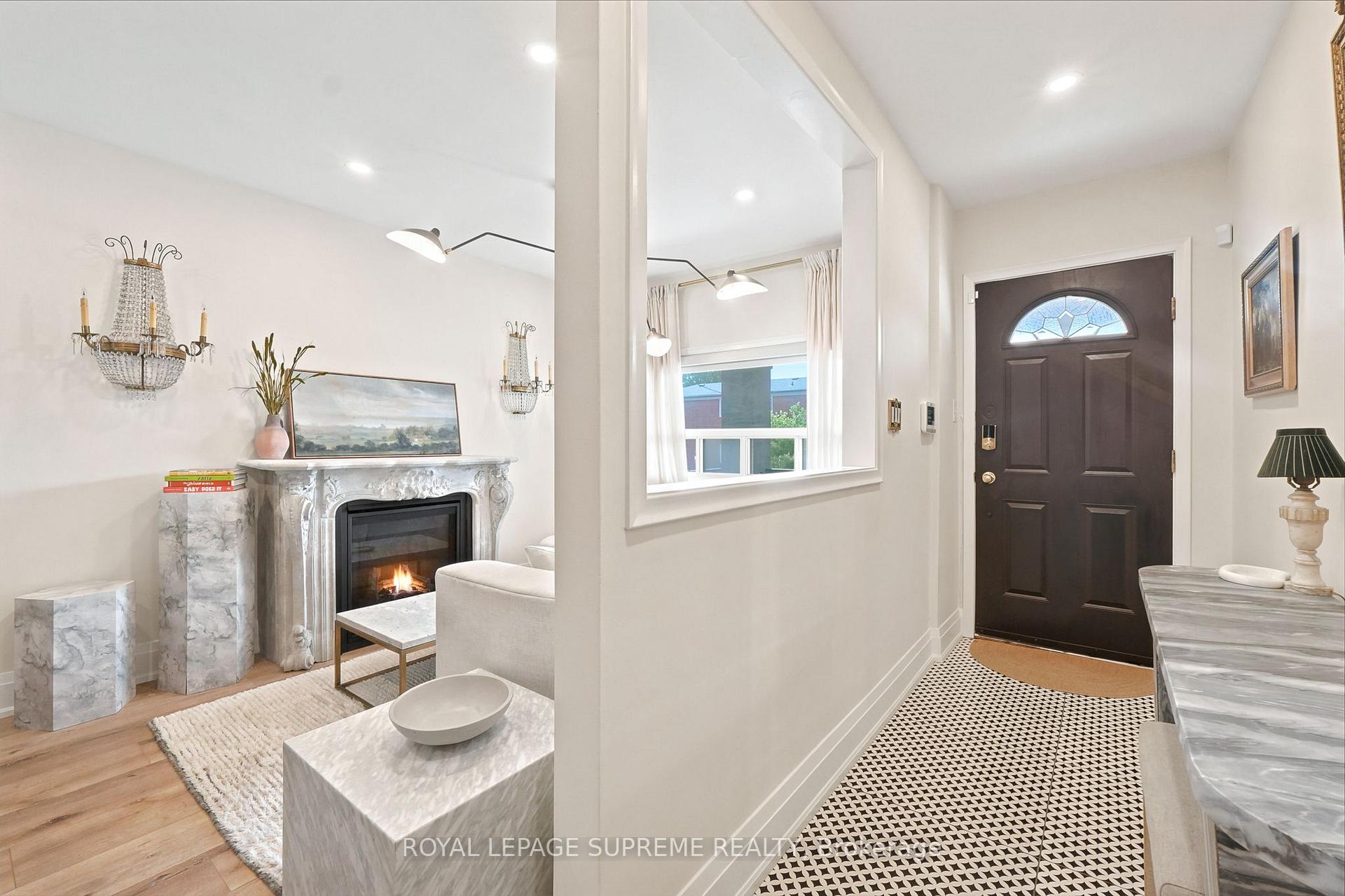 395 McRoberts Avenue, Toronto
