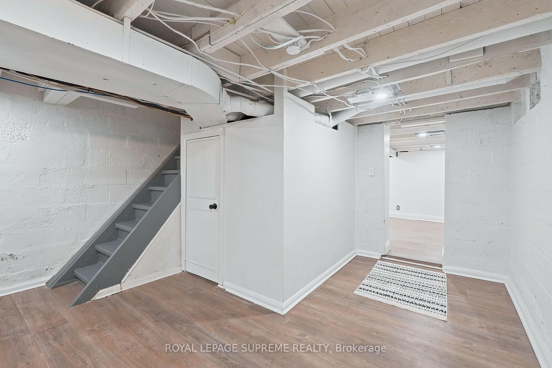 395 McRoberts Avenue, Toronto