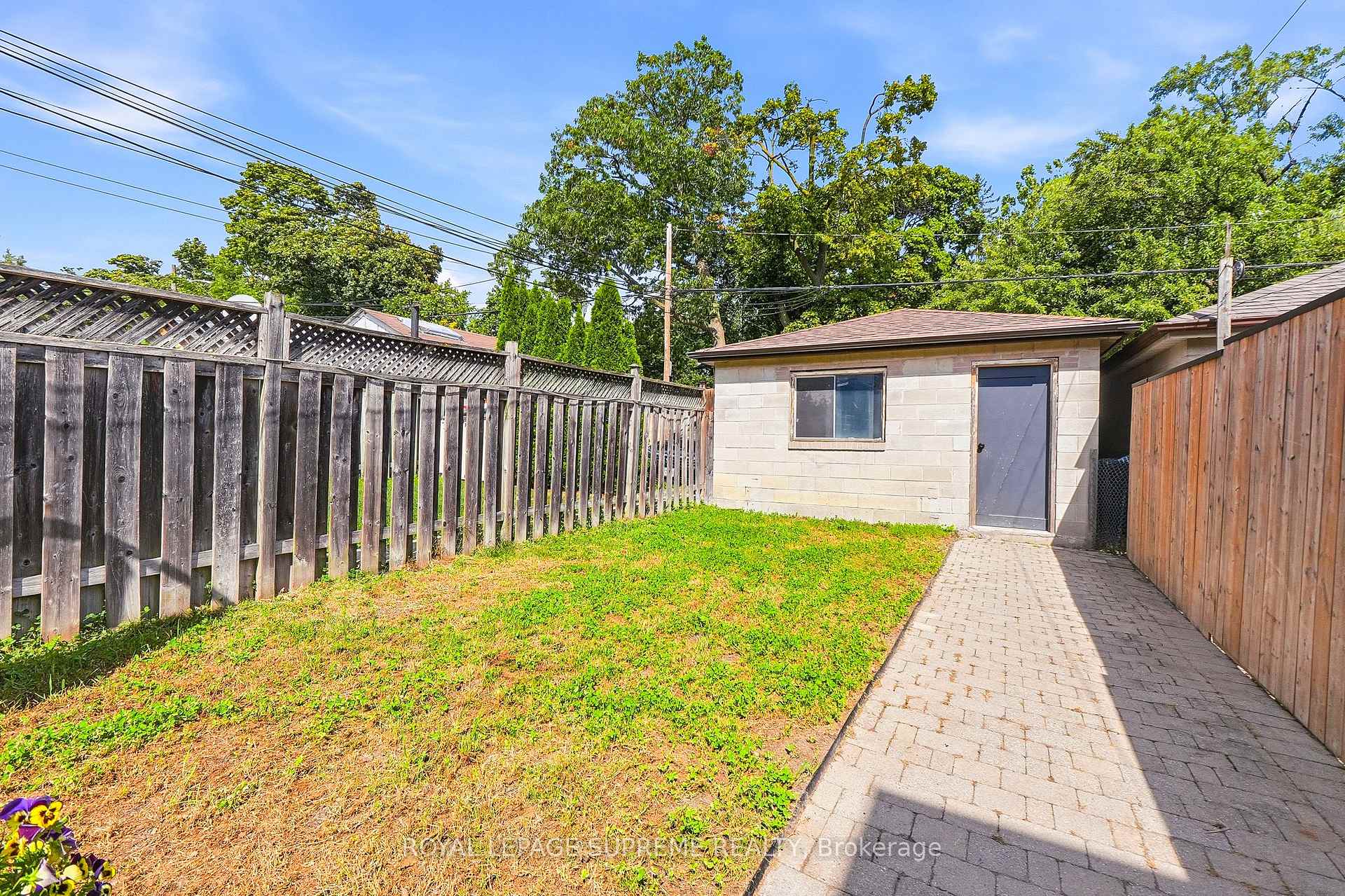 395 McRoberts Avenue, Toronto