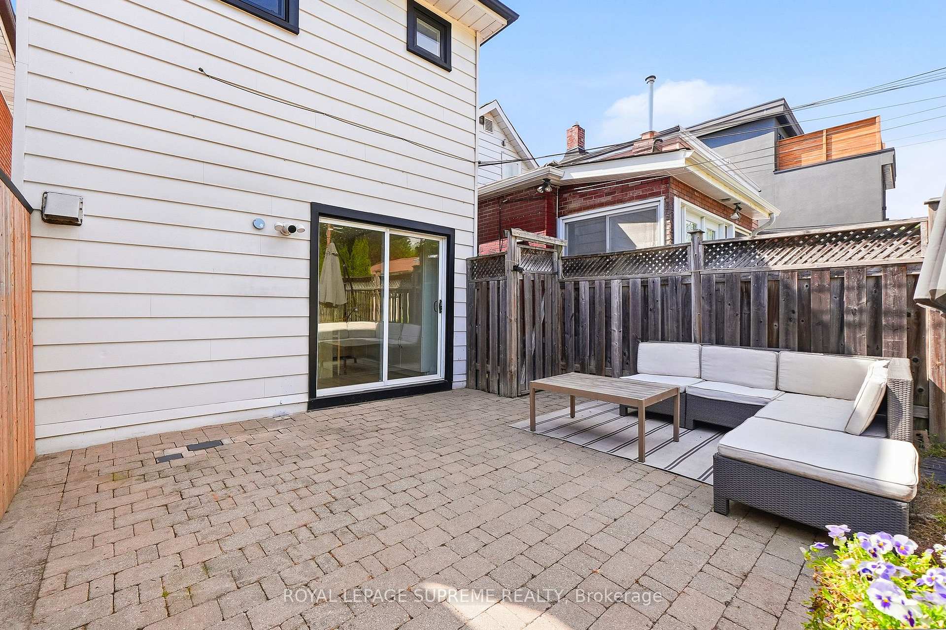 395 McRoberts Avenue, Toronto