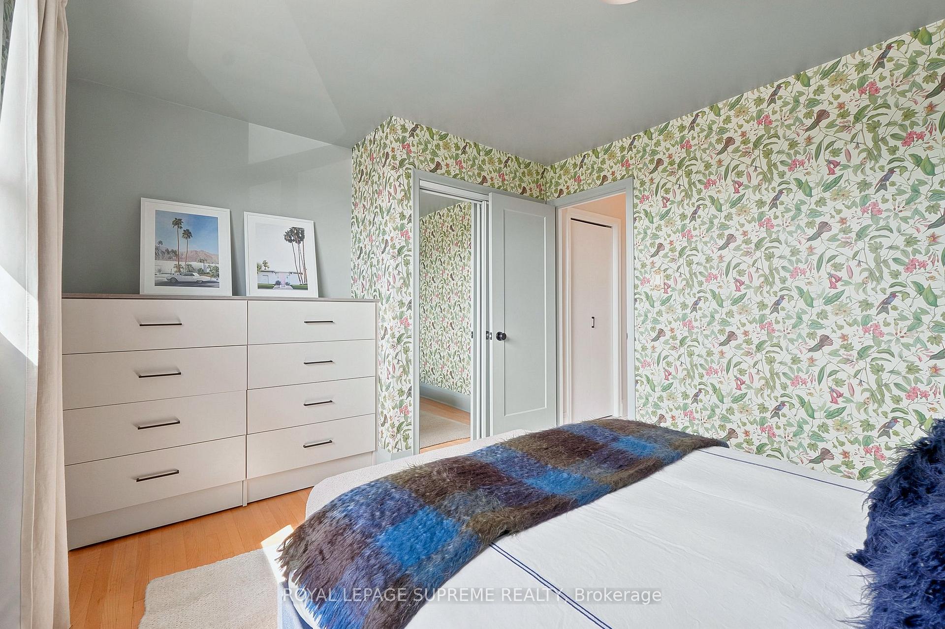 395 McRoberts Avenue, Toronto