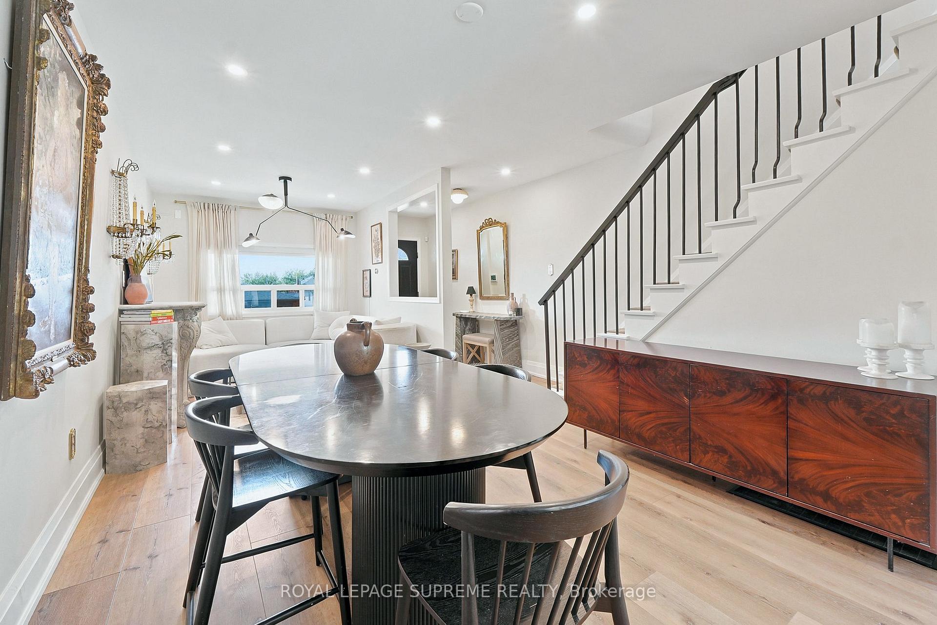 395 McRoberts Avenue, Toronto