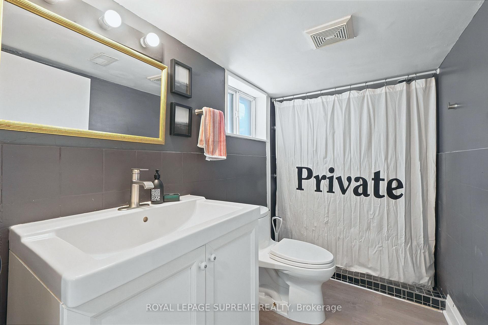 395 McRoberts Avenue, Toronto