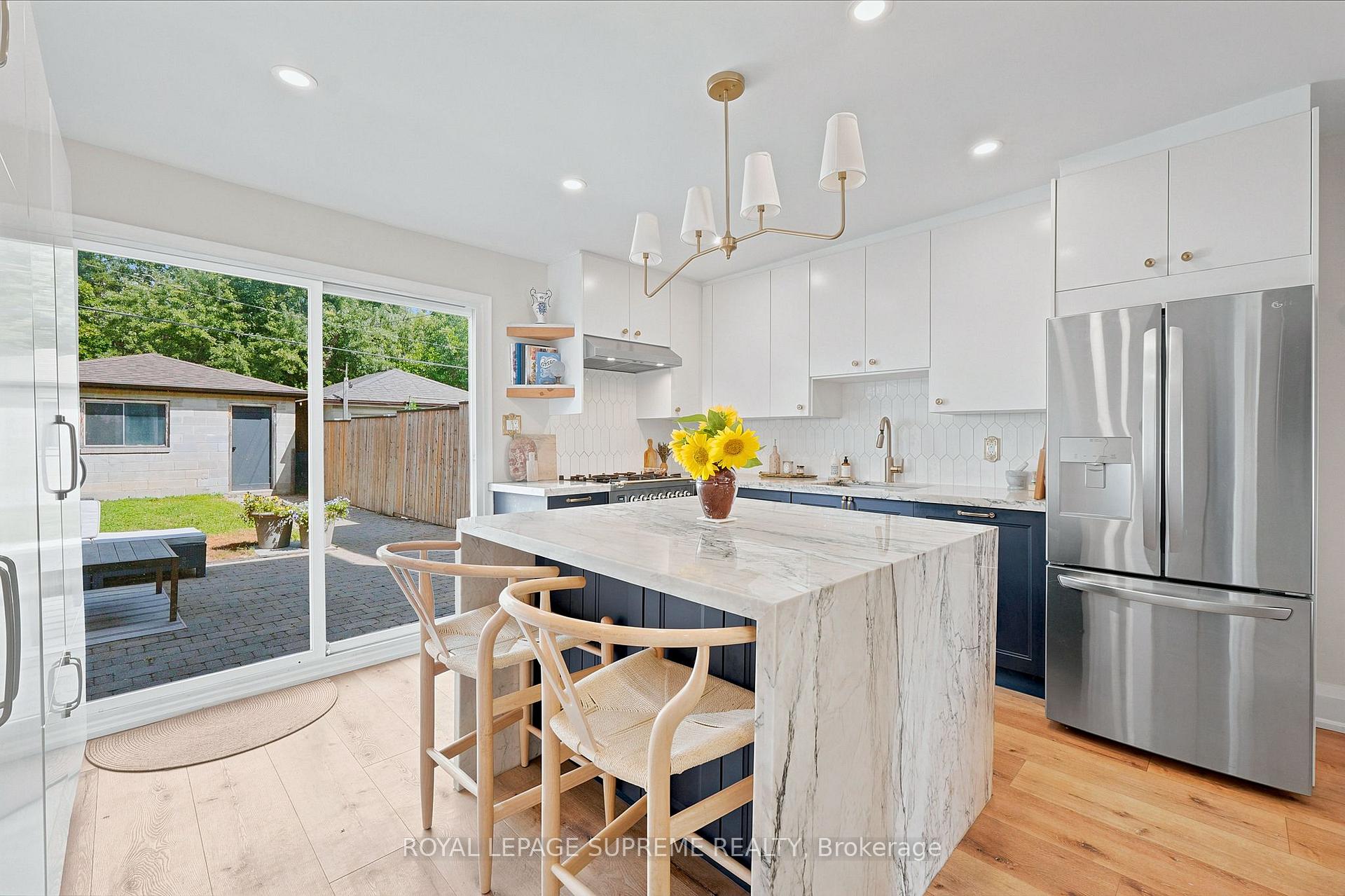 395 McRoberts Avenue, Toronto