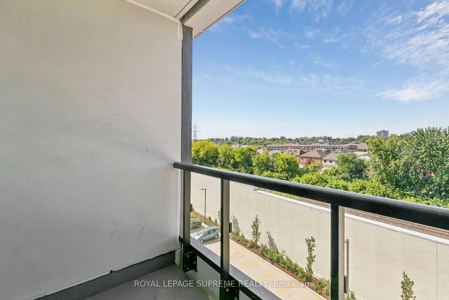858 Dupont Street 420, Toronto Unit: 420