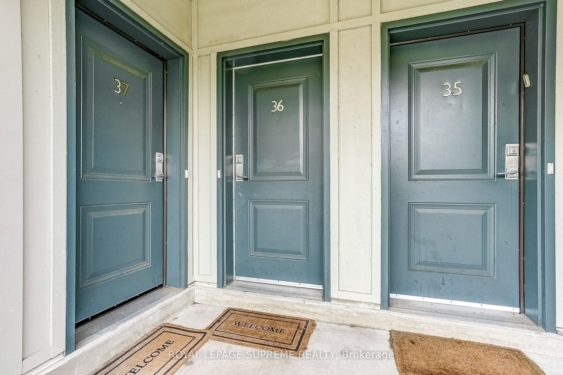 70 Eastwood Park Garden 36, Toronto Unit: 36