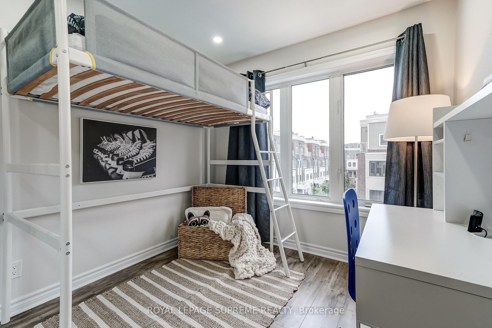 70 Eastwood Park Garden 36, Toronto Unit: 36