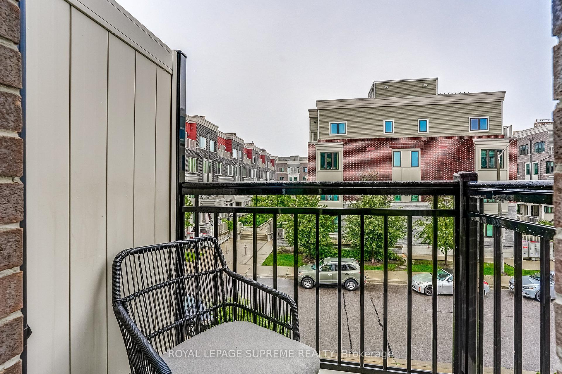 70 Eastwood Park Garden 36, Toronto Unit: 36