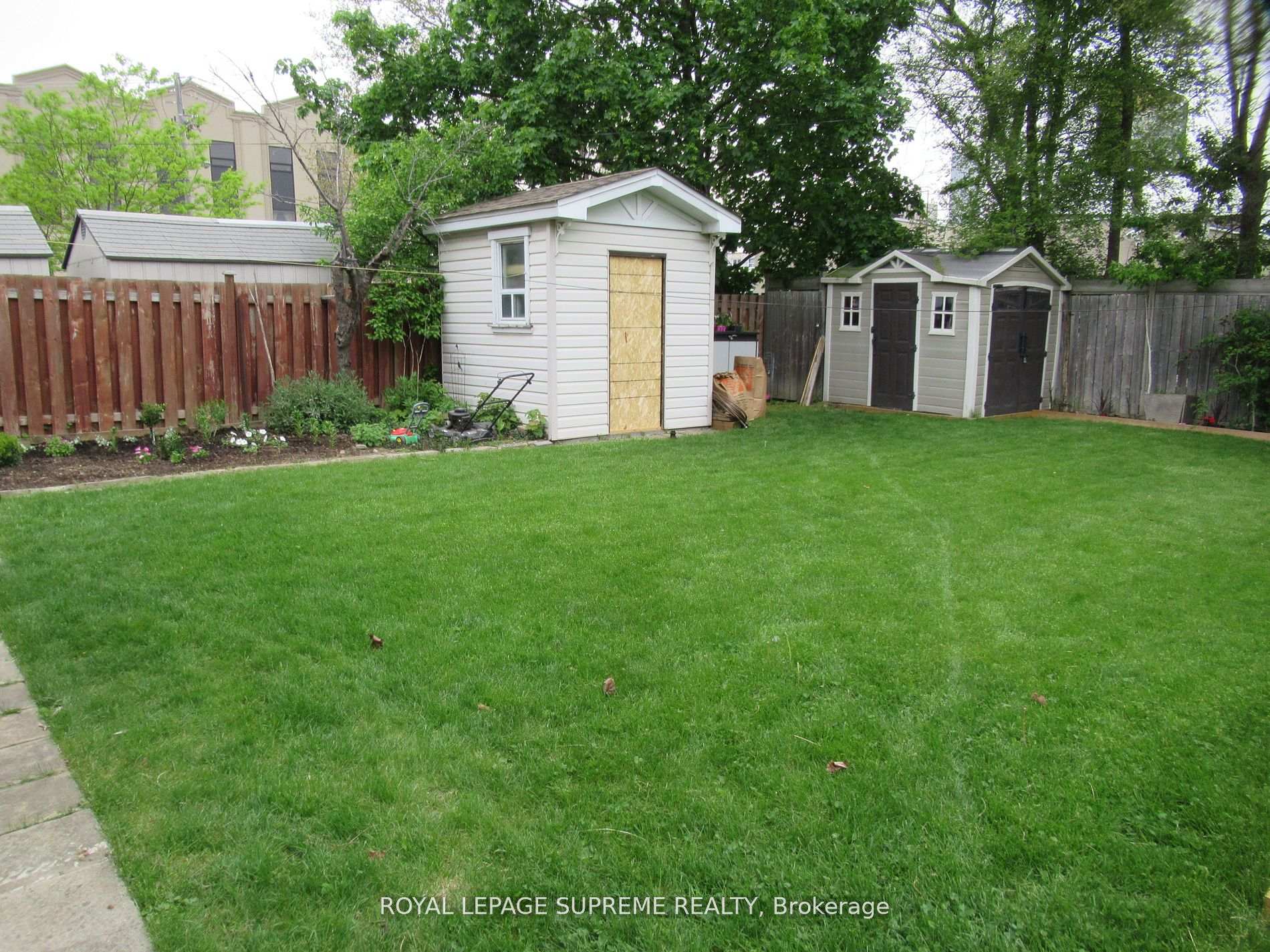 44 Winston Park Boulevard BSMT, Toronto Unit: BSMT