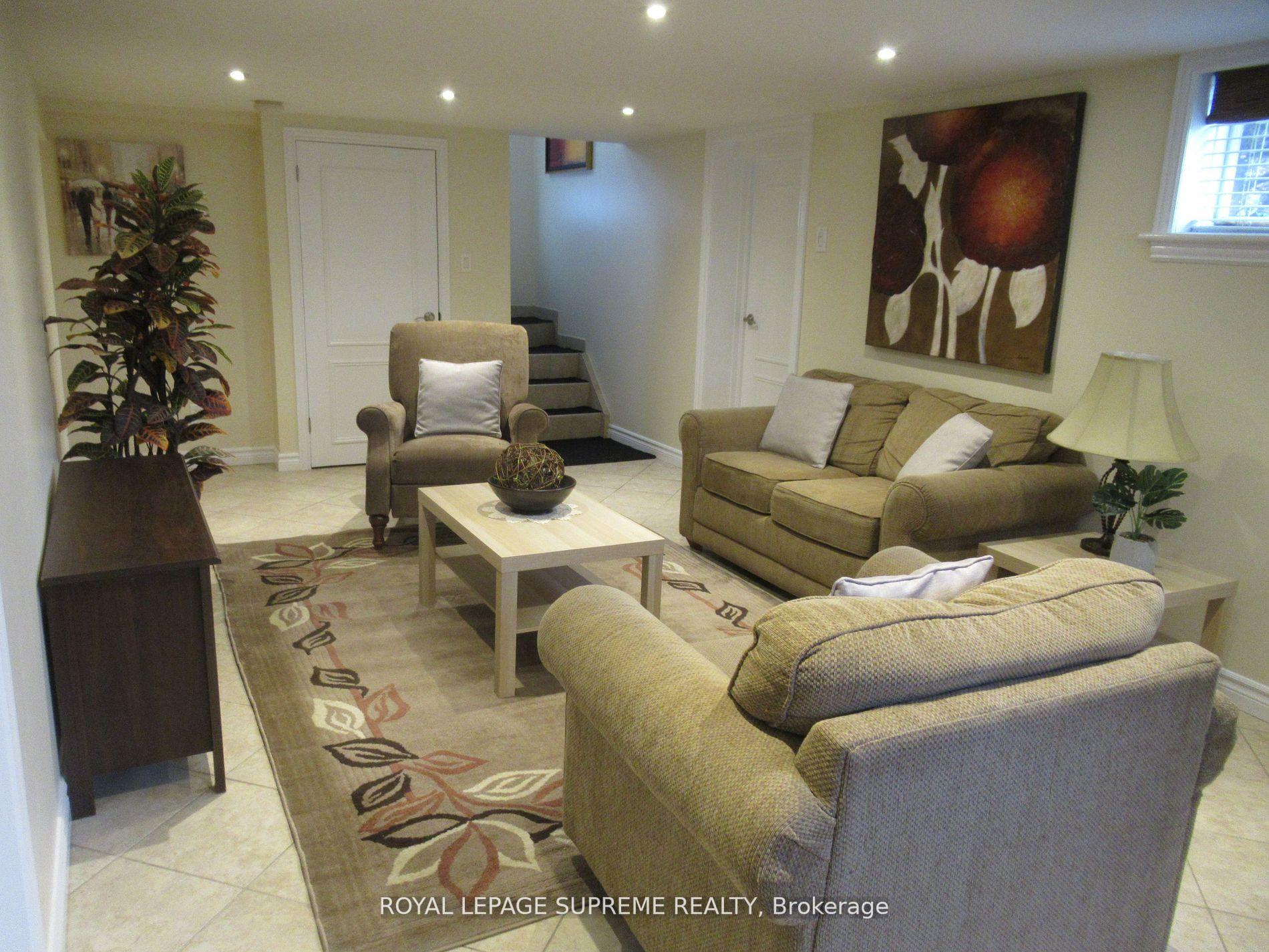 44 Winston Park Boulevard BSMT, Toronto Unit: BSMT