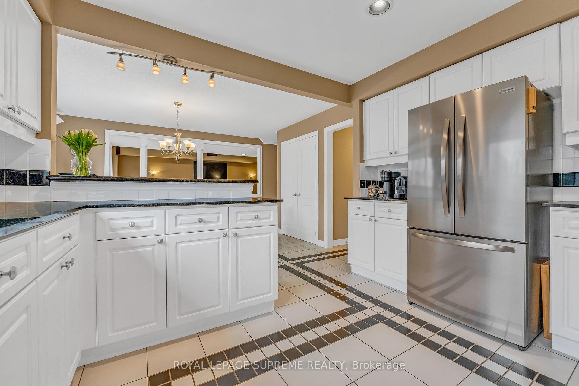 2819 Duncairn Drive