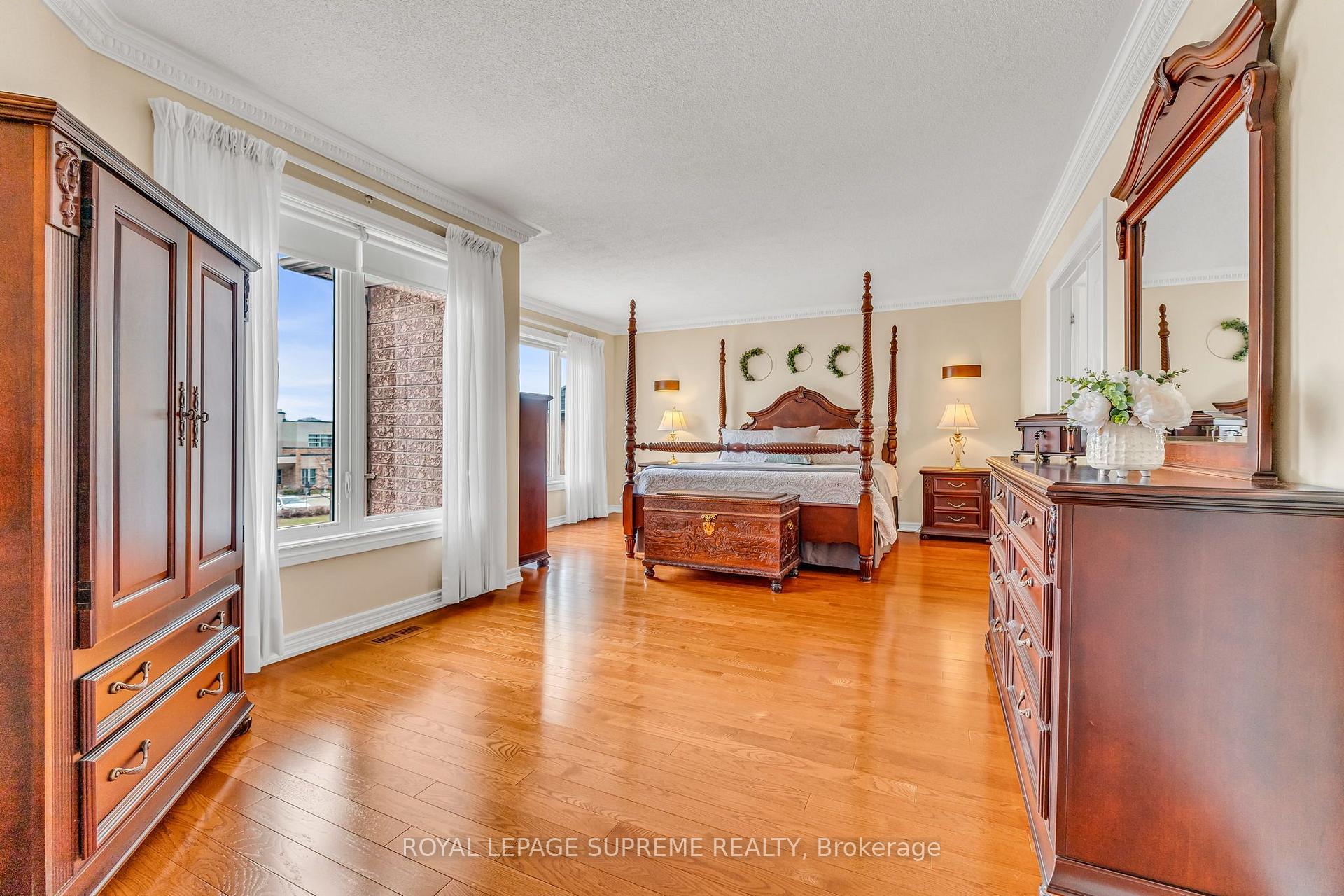 2819 Duncairn Drive