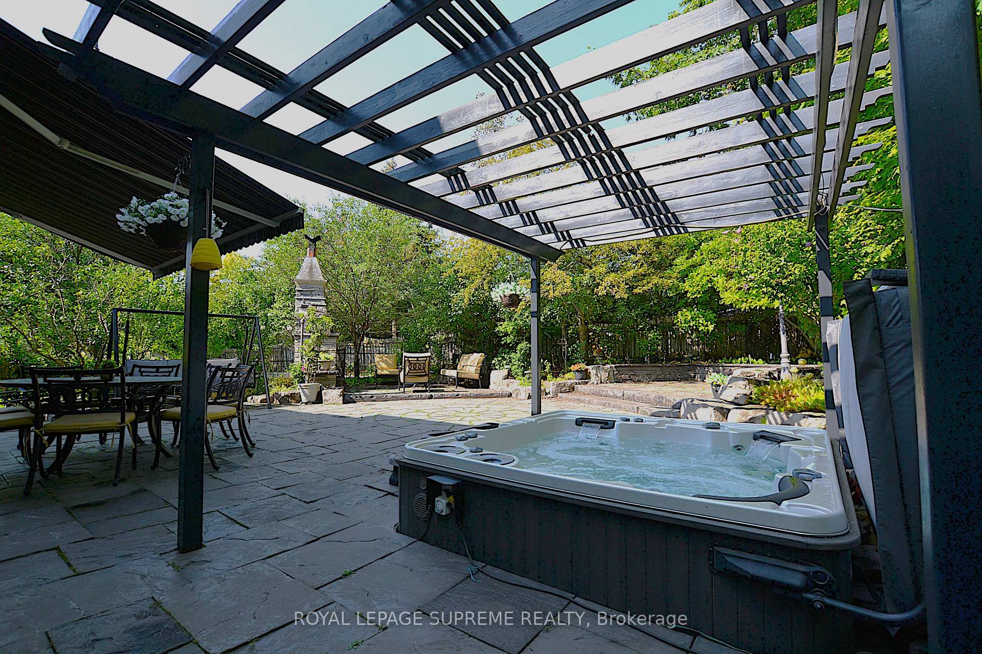 2819 Duncairn Drive