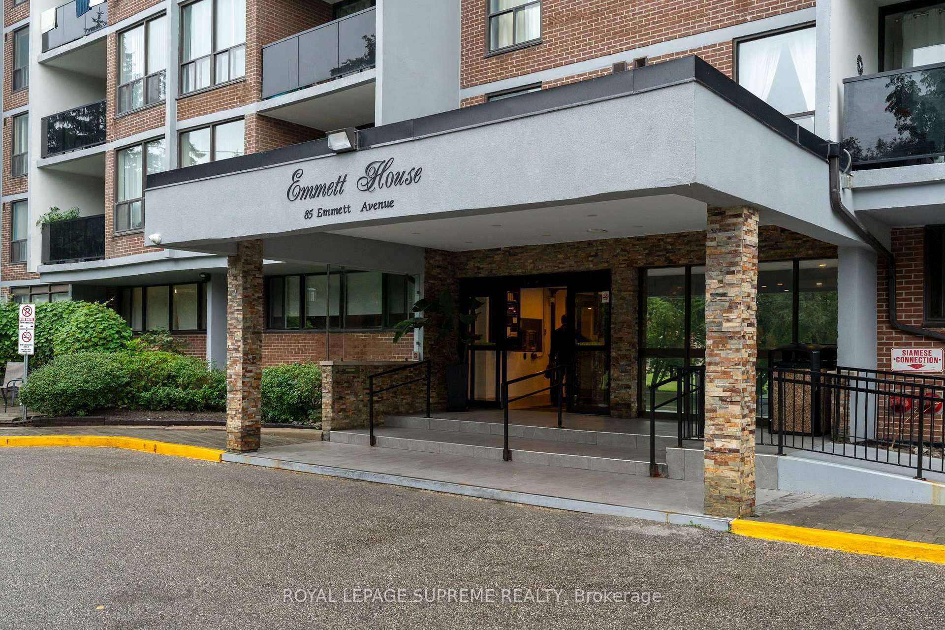 85 Emmett Avenue 2409, Toronto Unit: 2409