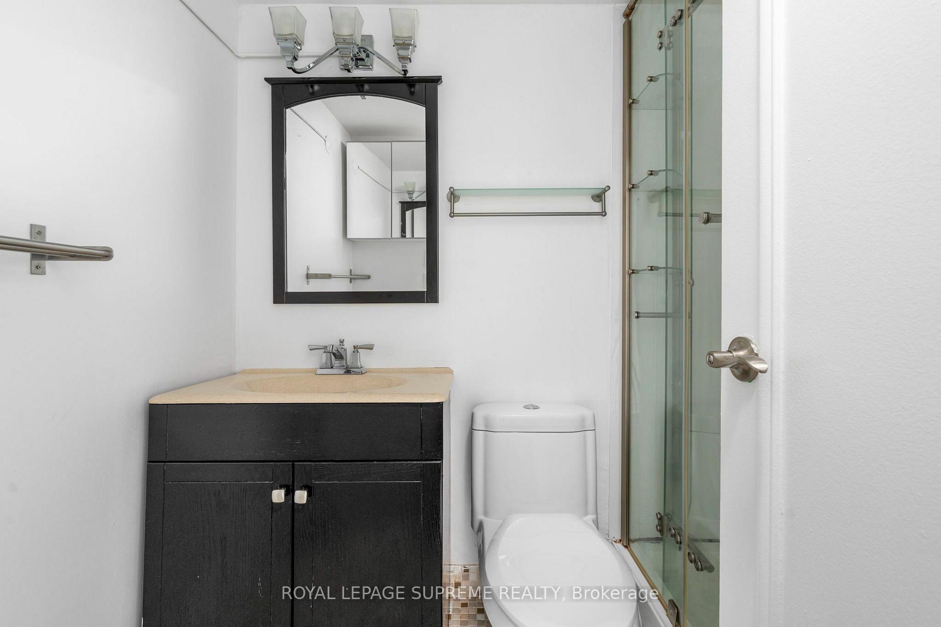 85 Emmett Avenue 2409, Toronto Unit: 2409