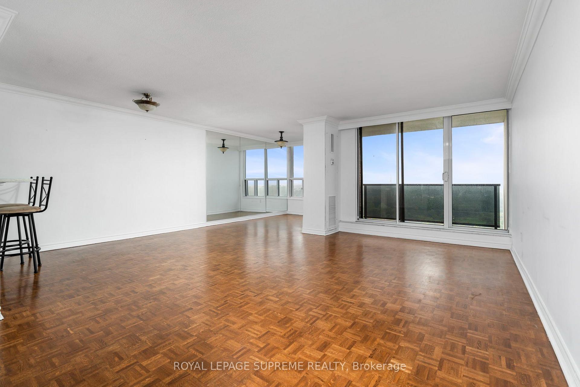 85 Emmett Avenue 2409, Toronto Unit: 2409