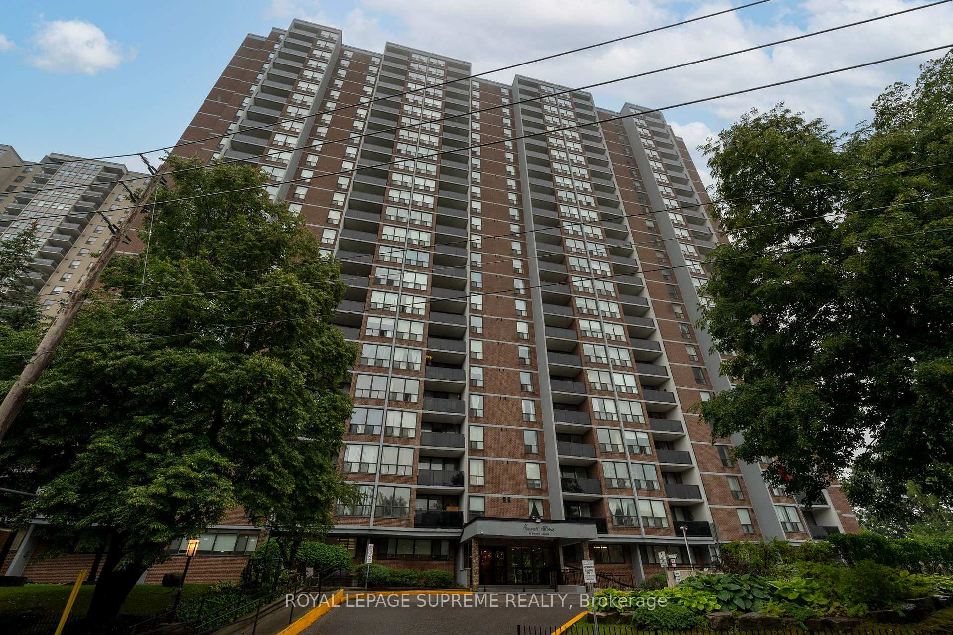 85 Emmett Avenue 2409, Toronto Unit: 2409