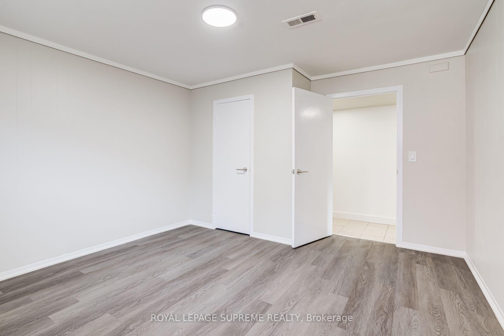 5 Paramount Court Bsmt, Toronto Unit: Bsmt