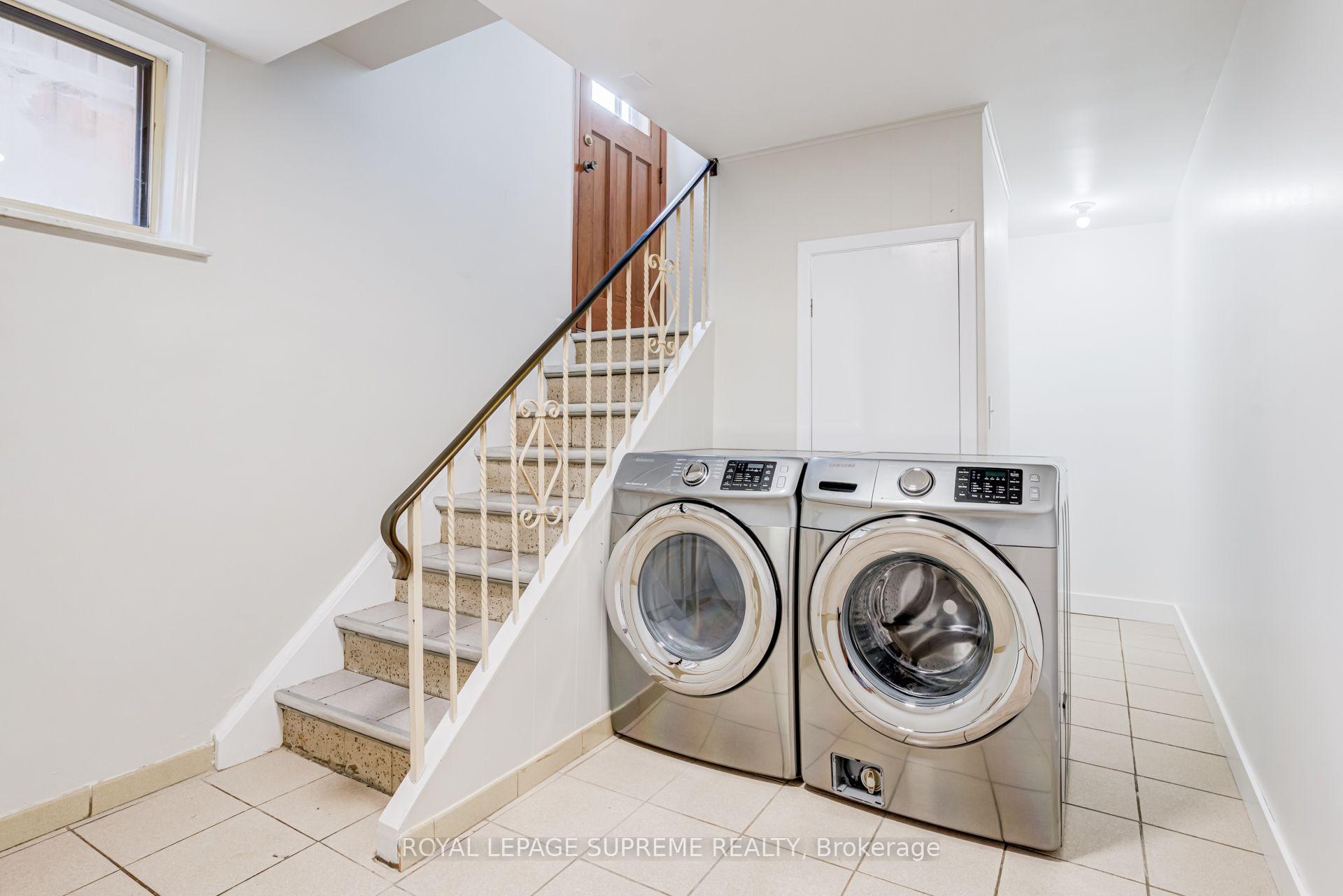 5 Paramount Court Bsmt, Toronto Unit: Bsmt