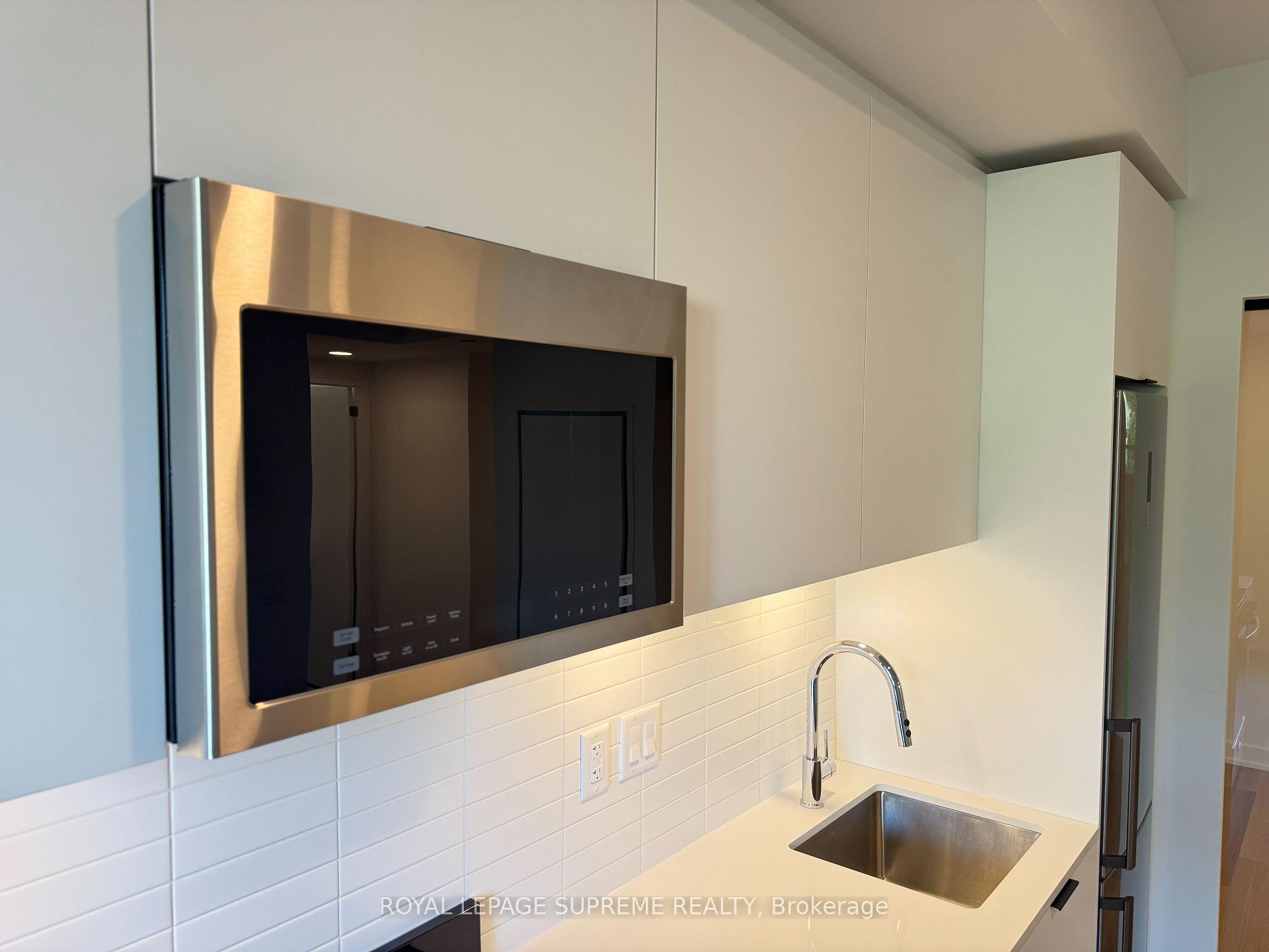 1 Vine Avenue 309, Toronto Unit: 309