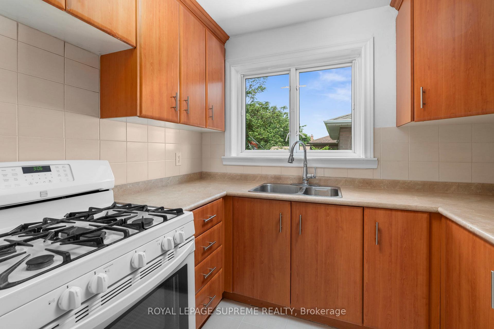 30 Benway Drive, Toronto