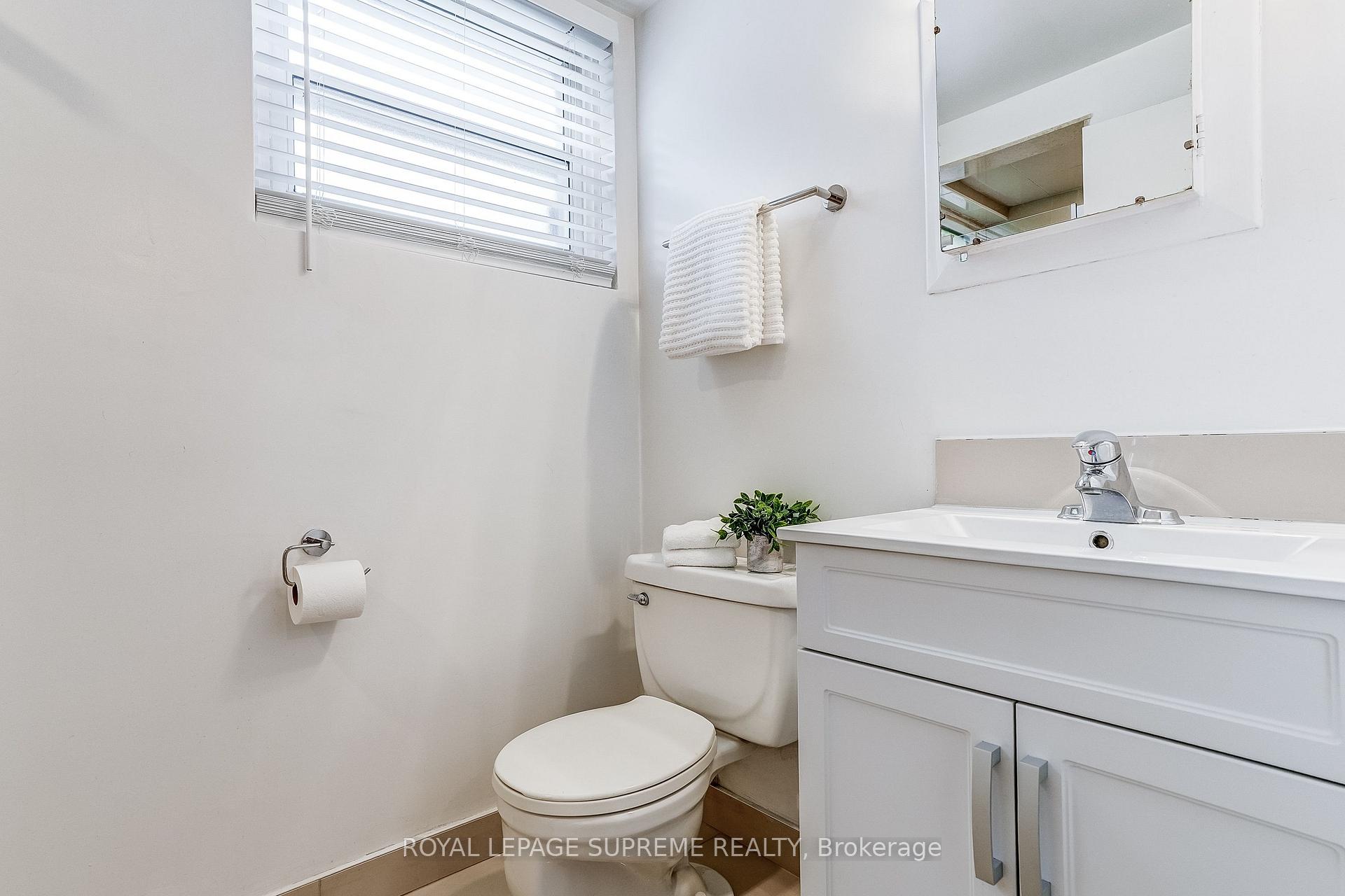 100 Summitcrest Drive, Toronto