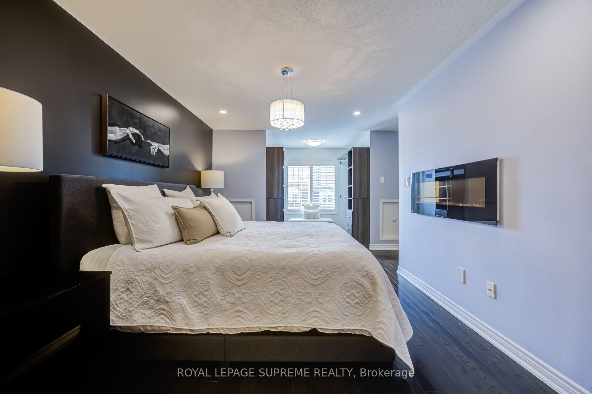 20 Abraham Welsh Road, Toronto
