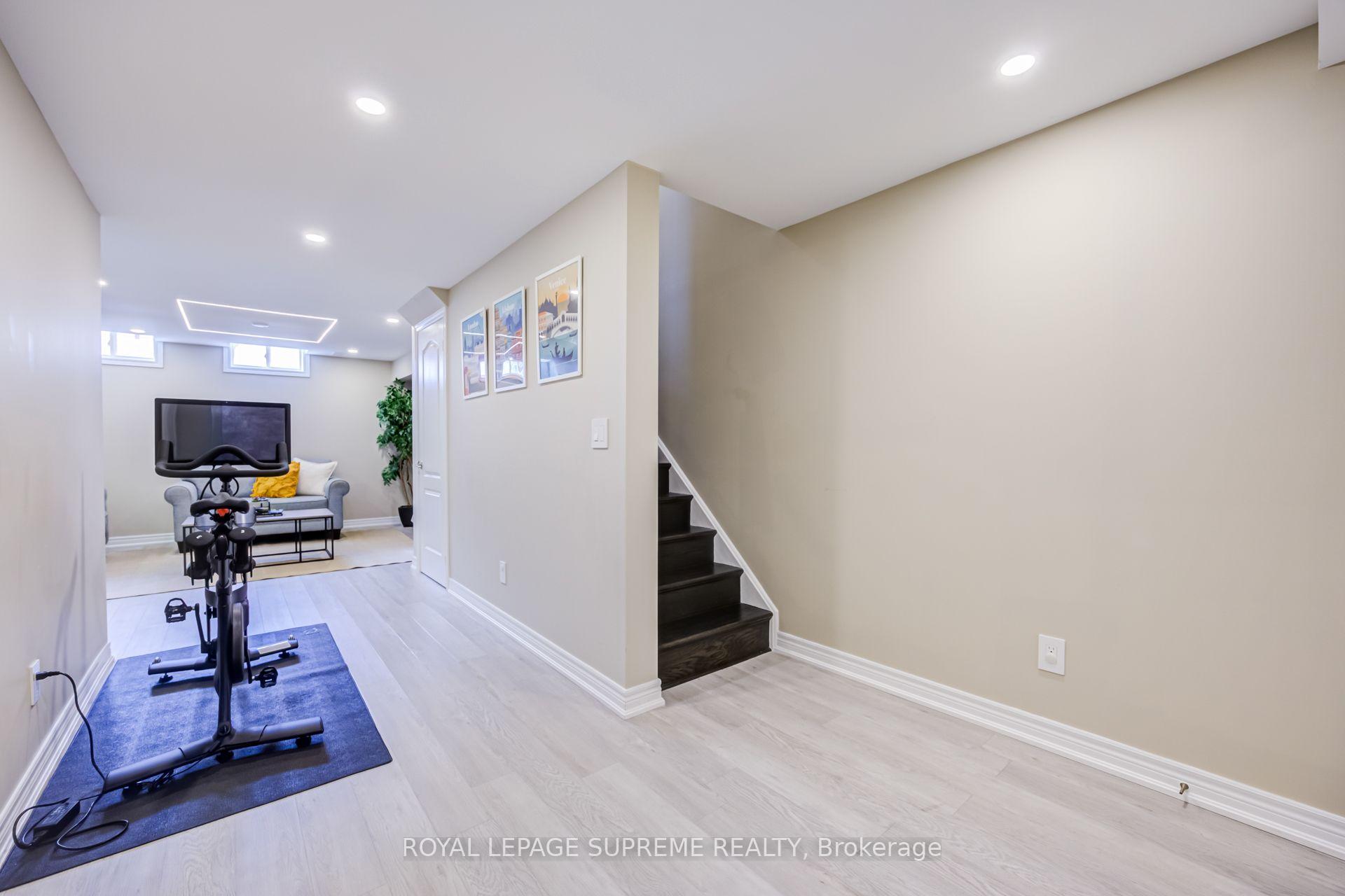 20 Abraham Welsh Road, Toronto