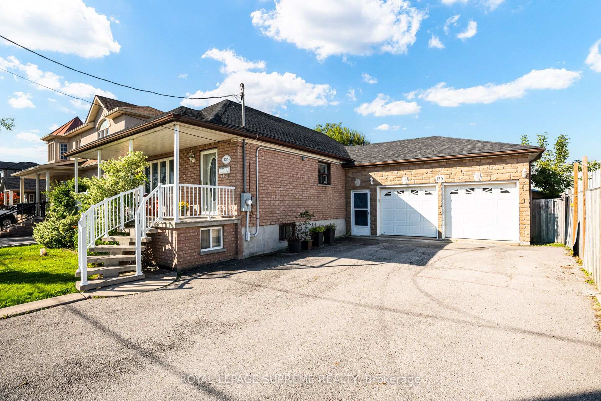 136 Winston Park Boulevard, Toronto
