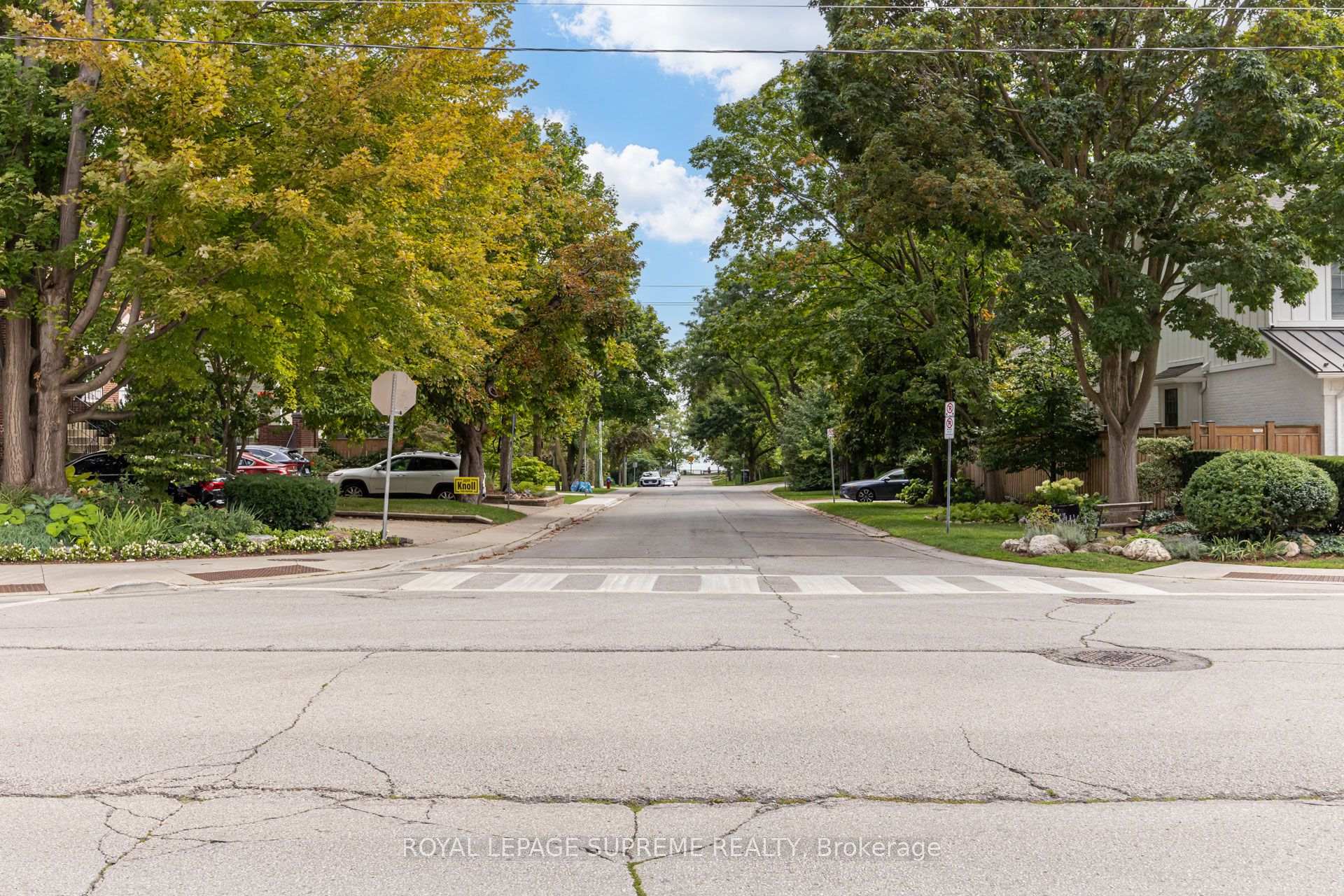 221 Robinson Street E 204