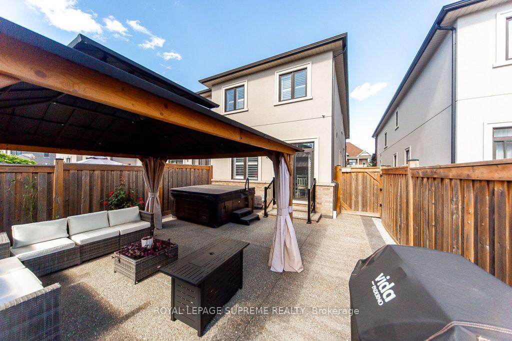 103 Benadir Avenue