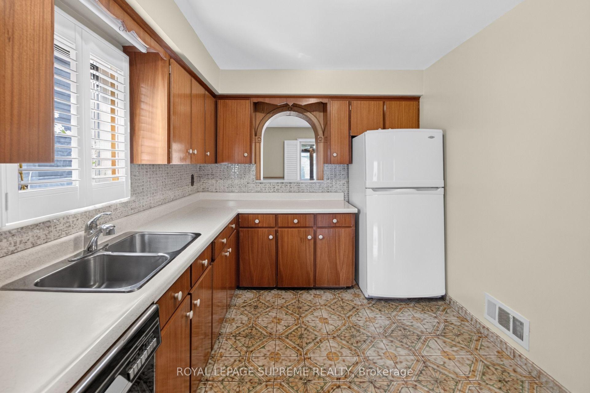 158 Aileen Avenue, Toronto