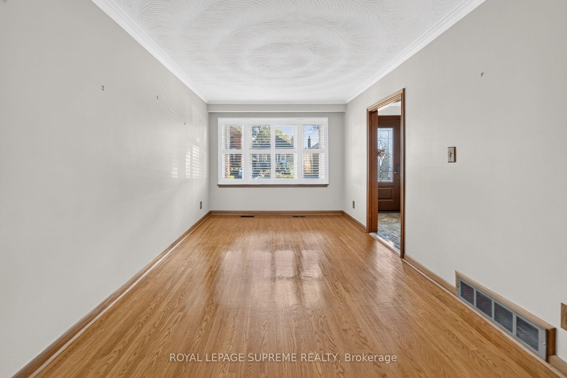 158 Aileen Avenue, Toronto